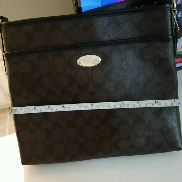 Coach file crossbody - Picture 4 of 11